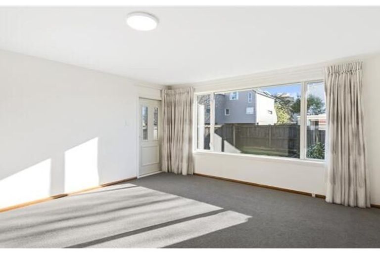 Photo of property in 18 Dallas Street, Riccarton, Christchurch, 8041
