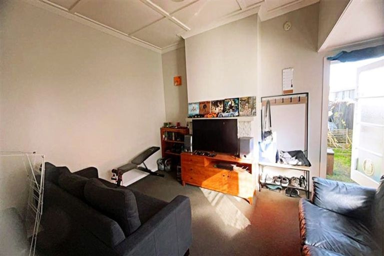 Photo of property in 5a Saint Olpherts Avenue, Hamilton East, Hamilton, 3216