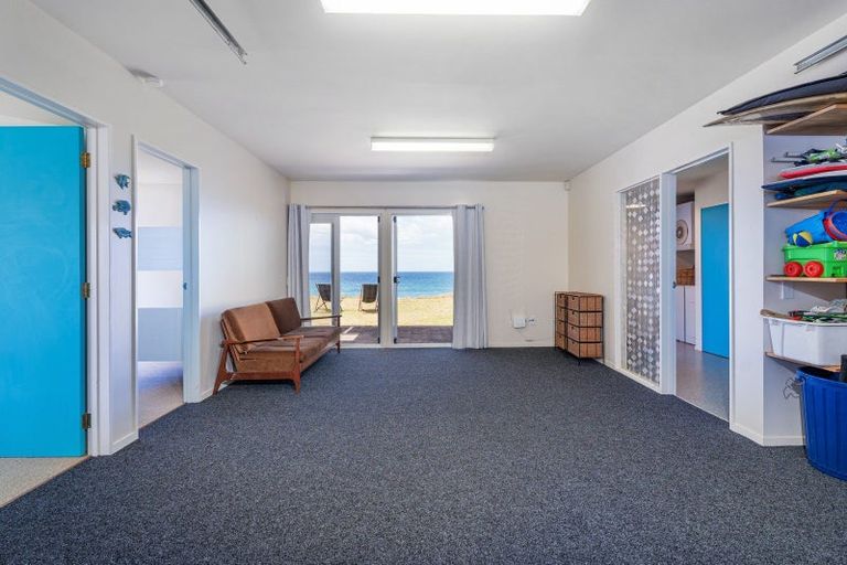 Photo of property in 92 Ocean Beach Road, Tairua, 3508
