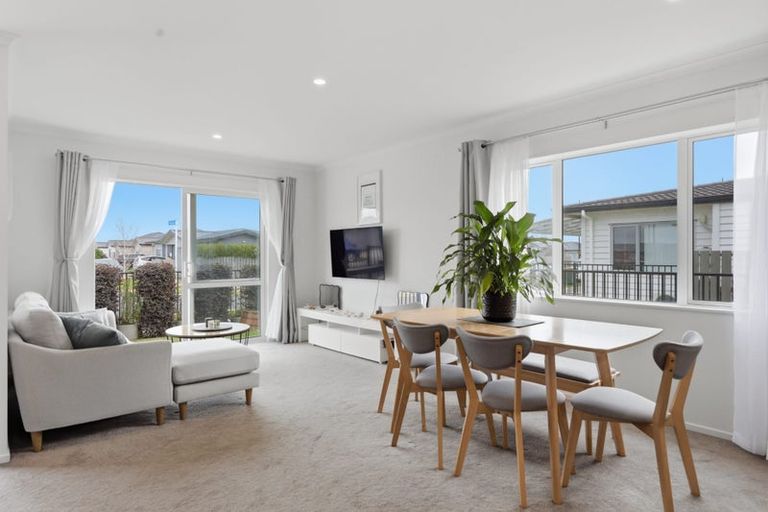 Photo of property in 31 Harore Road, Takanini, 2112
