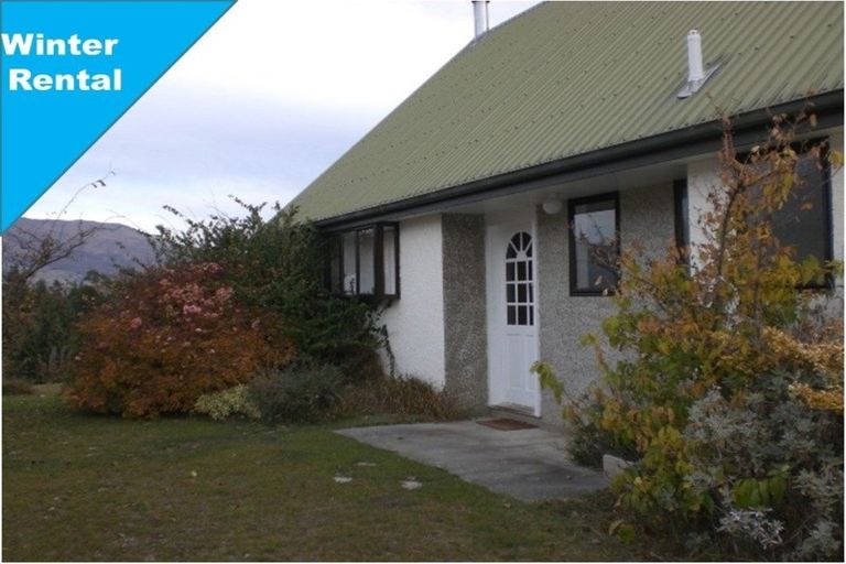 Photo of property in 10 Rob Roy Lane, Wanaka, 9305