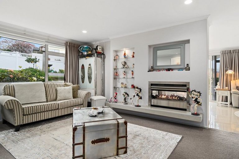 Photo of property in 1 Sherborne Close, Bethlehem, Tauranga, 3110