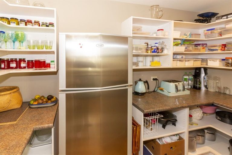 Photo of property in 17 Kiwi Avenue, Waikuku Beach, 7473