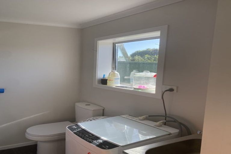 Photo of property in 135a Avalon Drive, Nawton, Hamilton, 3200