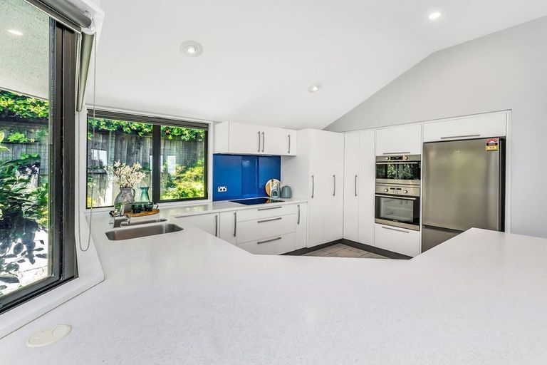 Photo of property in 31 Bengal Drive, Cashmere, Christchurch, 8022