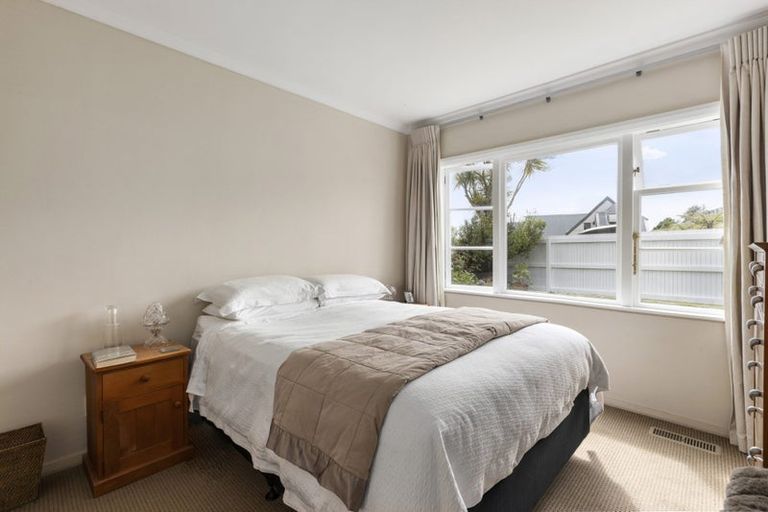 Photo of property in 15 Pelorous Street, Paparangi, Wellington, 6037