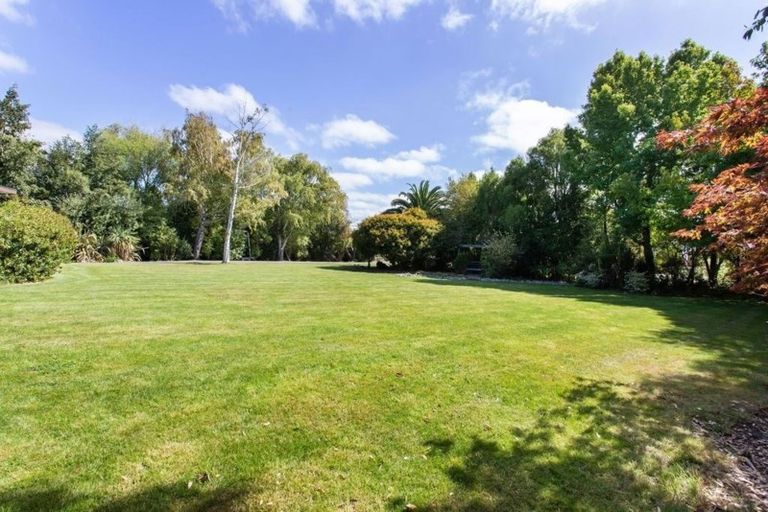 Photo of property in 92 Grants Road, Papanui, Christchurch, 8052