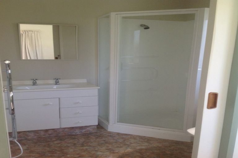 Photo of property in 24 Albert Drive, Clyde, 9330