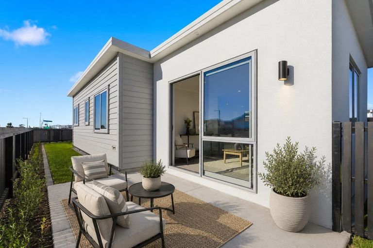 Photo of property in 2 Rockefeller Street, Papamoa, 3118