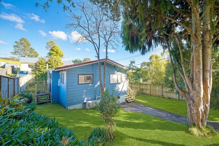Photo of property in 1/19 Pine Avenue, Henderson, Auckland, 0612