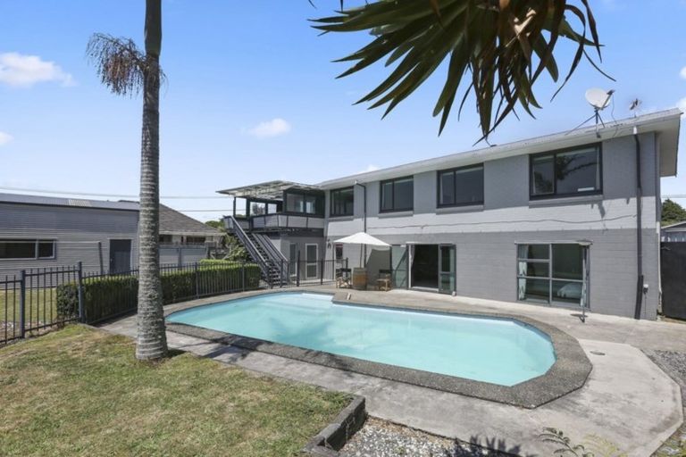 Photo of property in 287 Carrington Street, Vogeltown, New Plymouth, 4310