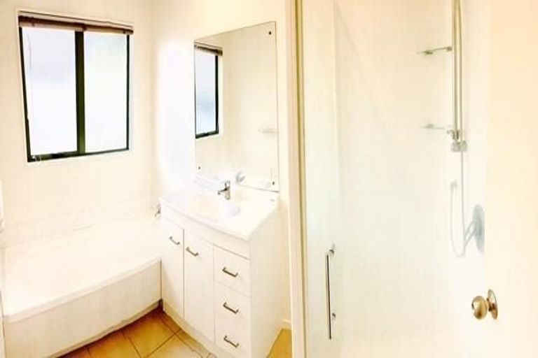 Photo of property in 1/191 Gills Road, Half Moon Bay, Auckland, 2014