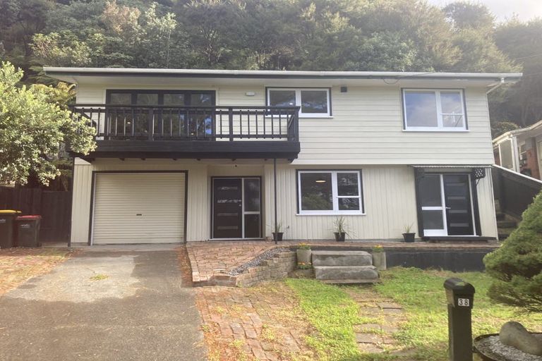 Photo of property in 38 August Street, Stokes Valley, Lower Hutt, 5019