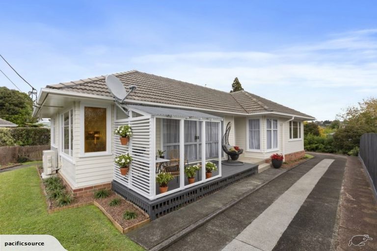 Photo of property in 5 Albert Pryor Avenue, Henderson, Auckland, 0612