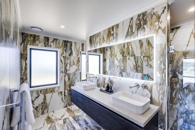 Photo of property in 53 Lopdell Lane, Eskdale, Napier, 4182