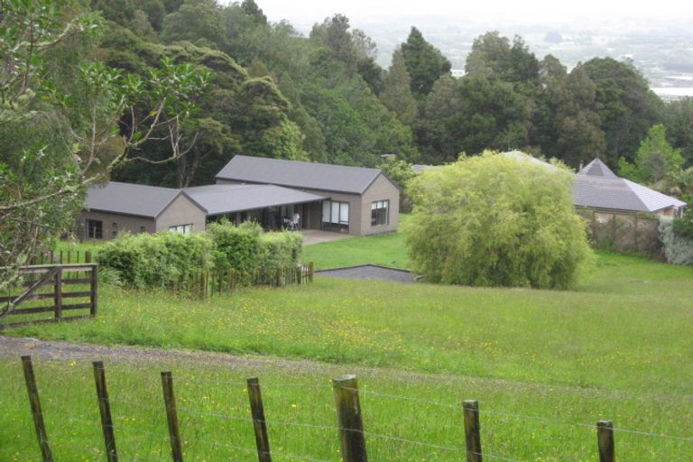 Photo of property in 67 Harry Dreadon Road, Opaheke, Papakura, 2584