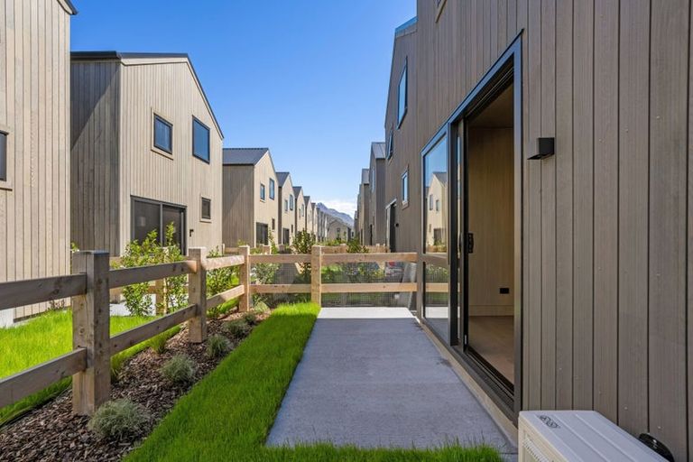 Photo of property in 3 O'meara Street, Swanson, Auckland, 0614