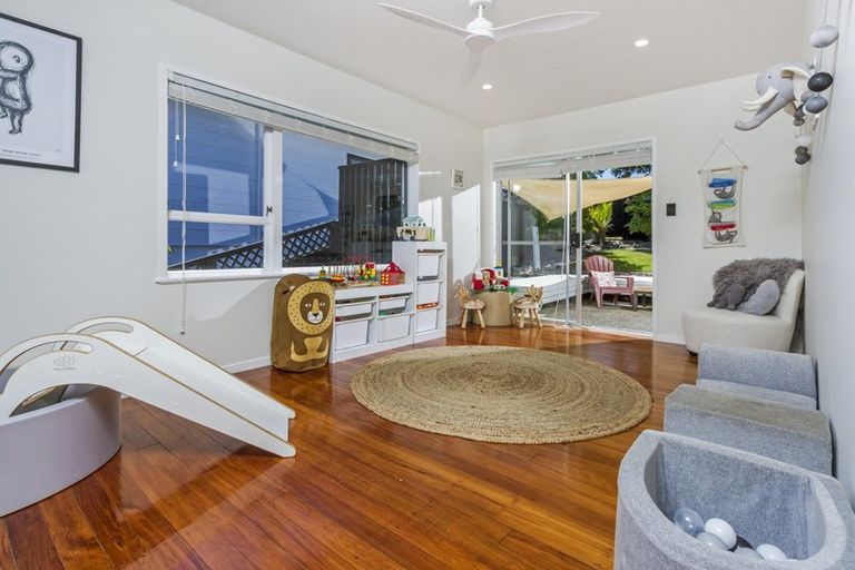 Photo of property in 140 Deep Creek Road, Torbay, Auckland, 0630