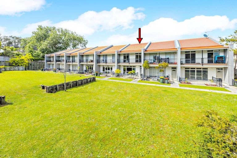 Photo of property in 11/44 Carlos Drive, Flat Bush, Auckland, 2016