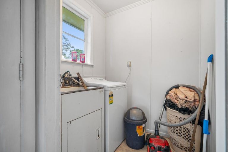 Photo of property in 203 Frankley Road, Frankleigh Park, New Plymouth, 4310