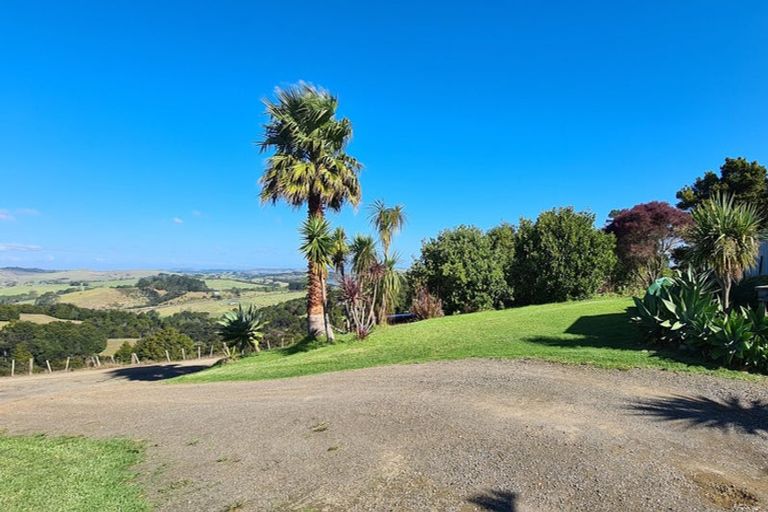 Photo of property in 133 Wearmouth Road, Paparoa, 0571