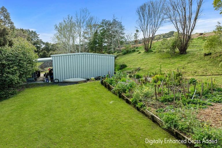 Photo of property in 50 Waitoki Road, Waitoki, Kaukapakapa, 0871