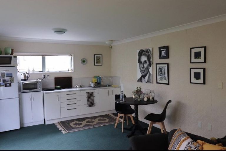 Photo of property in 186e Marine Parade, Mount Maunganui, 3116