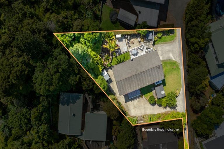 Photo of property in 15 Reynolds Place, Torbay, Auckland, 0630