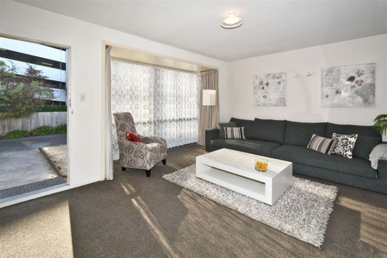 Photo of property in 2/14 Rotherham Street, Riccarton, Christchurch, 8041