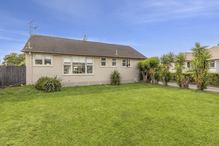 Photo of property in 15 Willis Street, Bader, Hamilton, 3206