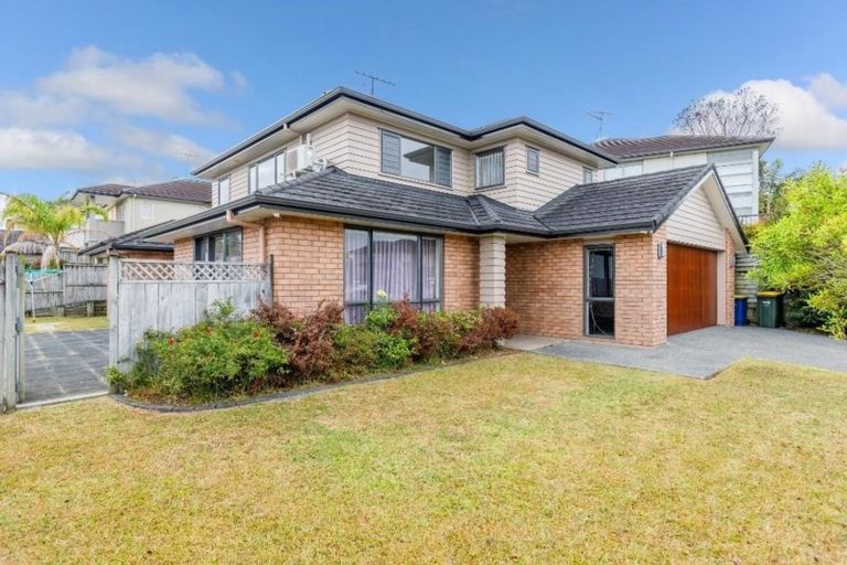Photo of property in 42 Oakway Drive, Schnapper Rock, Auckland, 0632