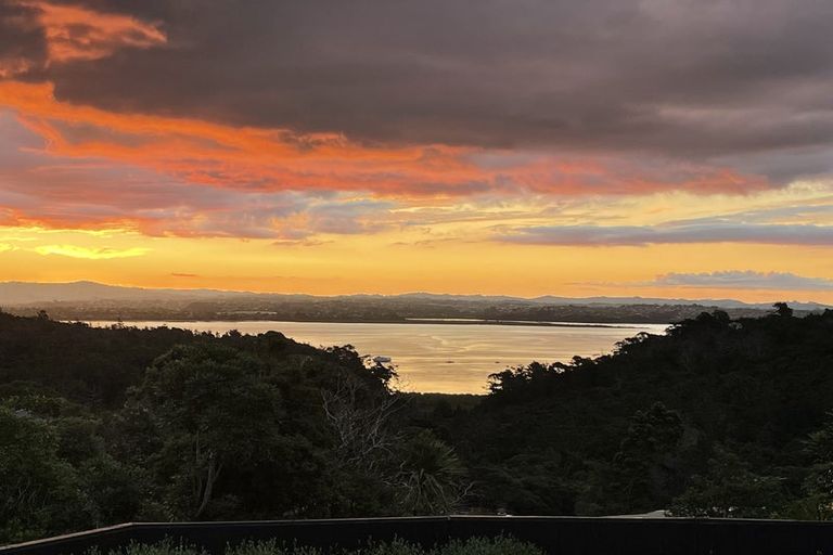 Photo of property in 11b Balmain Road, Birkenhead, Auckland, 0626