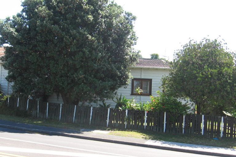Photo of property in 193 Mokoia Road, Birkenhead, Auckland, 0626