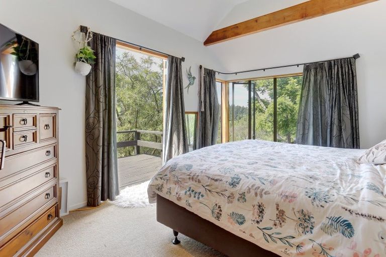 Photo of property in 235 No 2 Line, Okoia, Whanganui, 4572