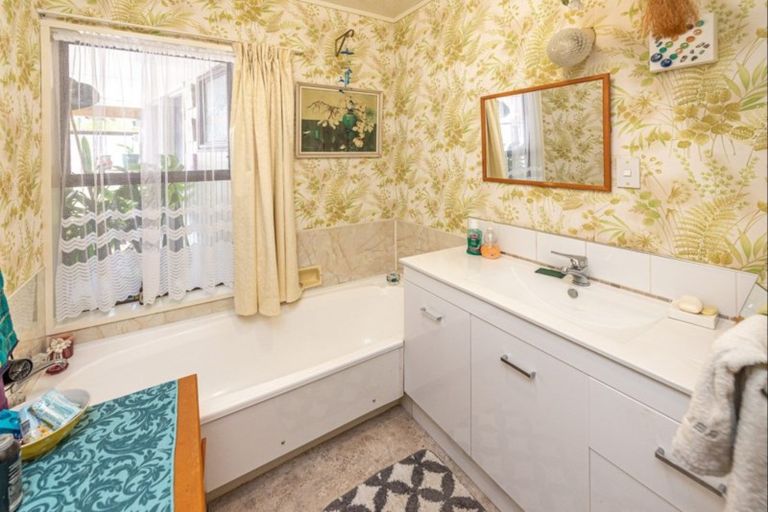 Photo of property in 93 Mount View Road, Bastia Hill, Whanganui, 4500