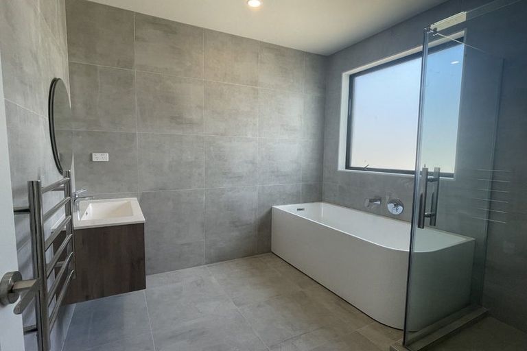 Photo of property in 22 Cavalli Road, Long Bay, Auckland, 0630