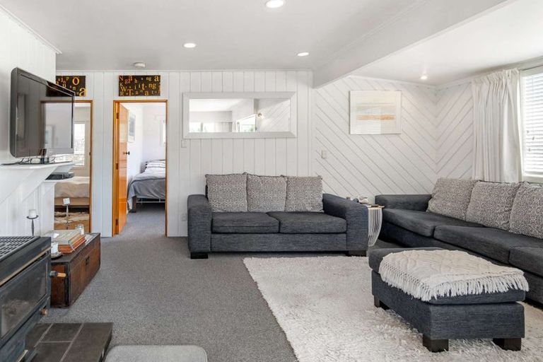 Photo of property in 37 Roretana Drive, Athenree, Waihi Beach, 3177