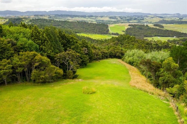 Photo of property in 23 Carters Road, Amberley, 7410