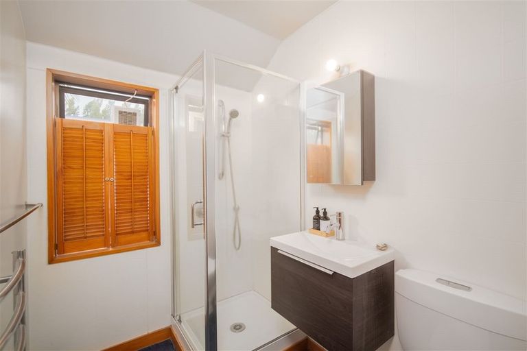 Photo of property in 2/164 Kilmore Street, Christchurch Central, Christchurch, 8013