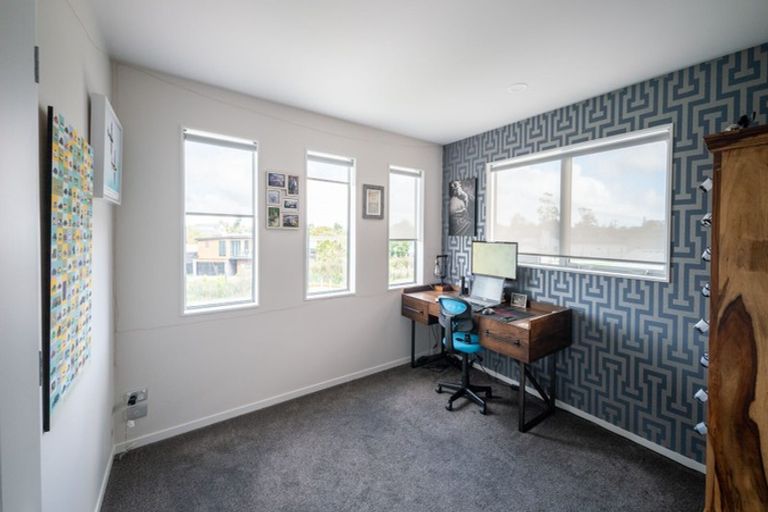 Photo of property in 38 Huarahi Pai Road, Huapai, Kumeu, 0810