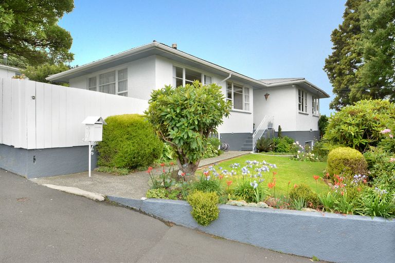 Photo of property in 14 Spiers Road, Halfway Bush, Dunedin, 9010