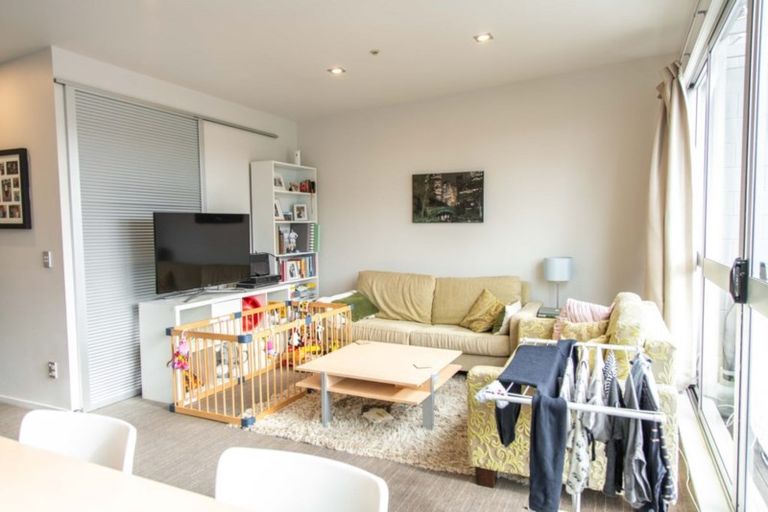 Photo of property in 1/143g Carlton Gore Road, Newmarket, Auckland, 1023