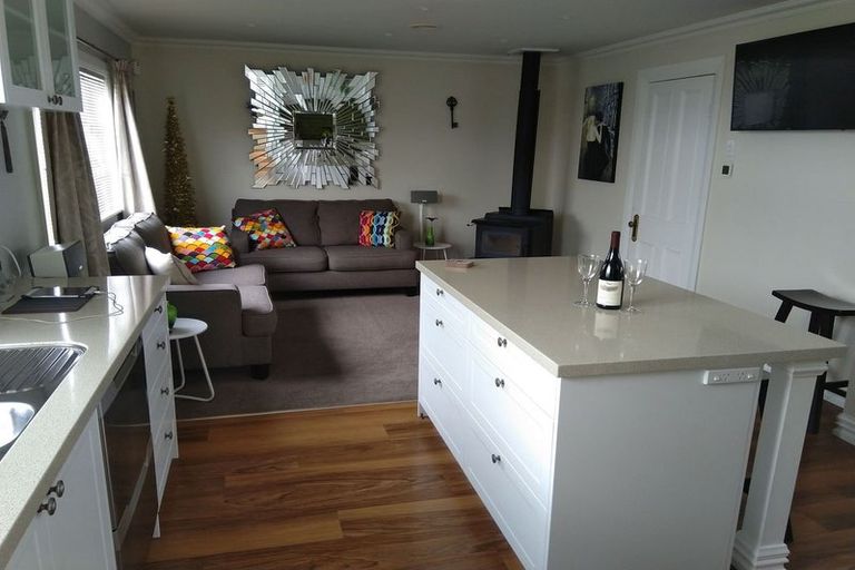 Photo of property in 32a Esther Street, Martinborough, 5711