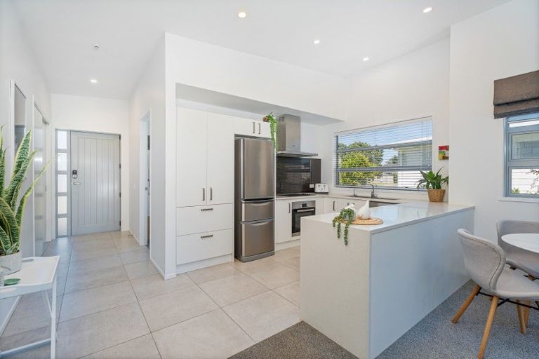 Photo of property in 12 Vanita Drive, Whitianga, 3510