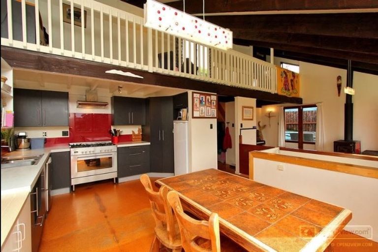 Photo of property in 327 Tukapa Street, Hurdon, New Plymouth, 4310