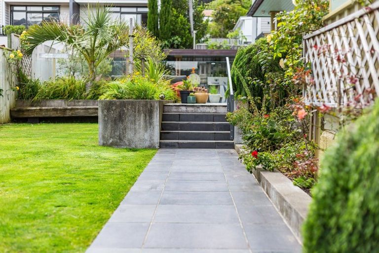 Photo of property in 111 Brougham Street, Mount Victoria, Wellington, 6011