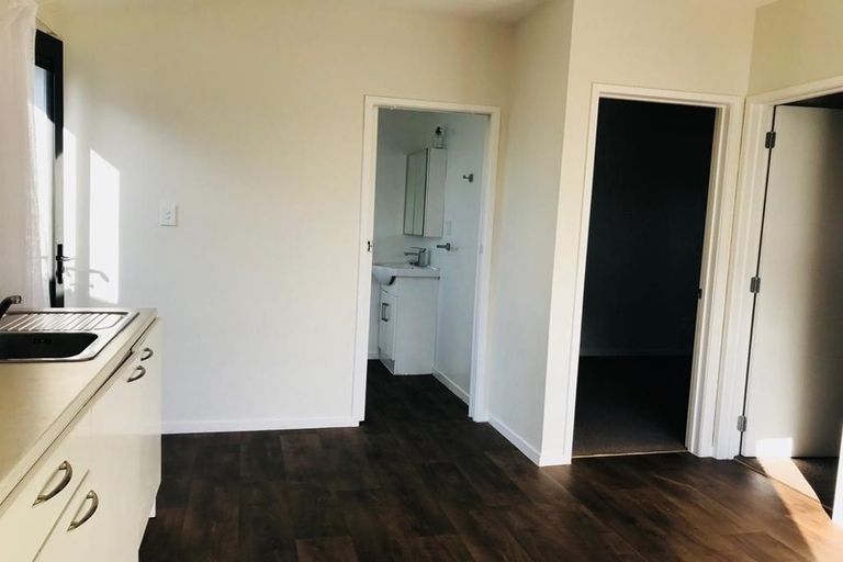 Photo of property in 6 Bellringer Road, Massey, Auckland, 0614