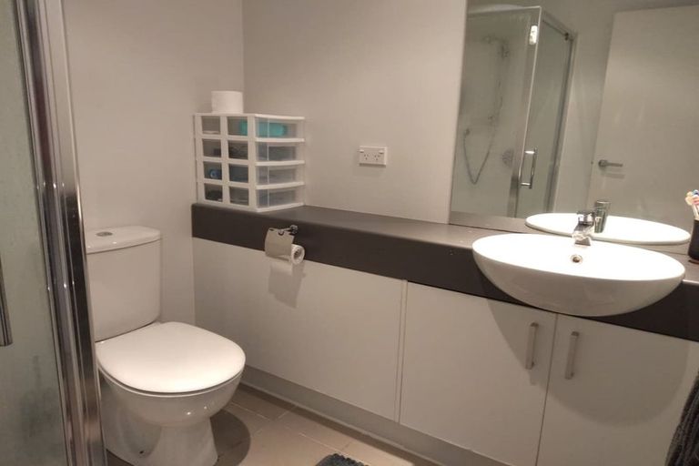 Photo of property in 7e/60 Masons Road, Oteha, Auckland, 0632