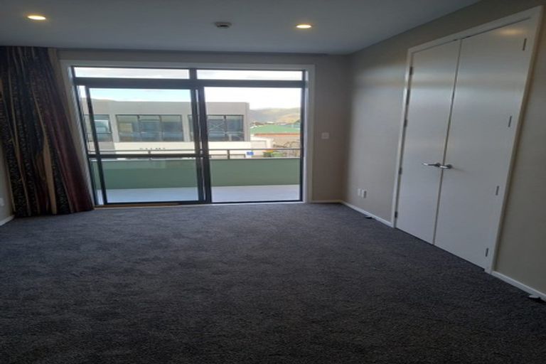Photo of property in Petone Dental Centre, 1/374 Jackson Street, Petone, Lower Hutt, 5012
