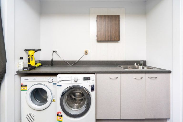 Photo of property in 8 Mariners Haven, One Tree Point, 0118